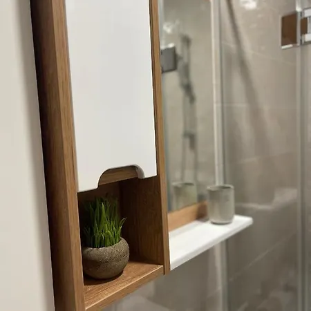 Dora Apartment *