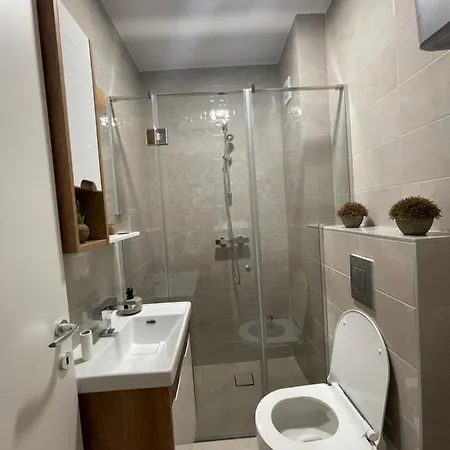 Apartment Dora Divcibare